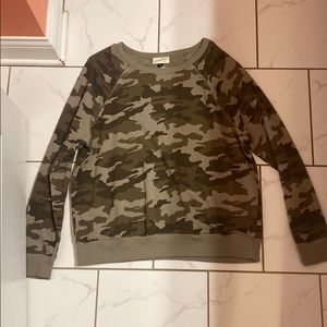 Women’s Camo Sweatshirt